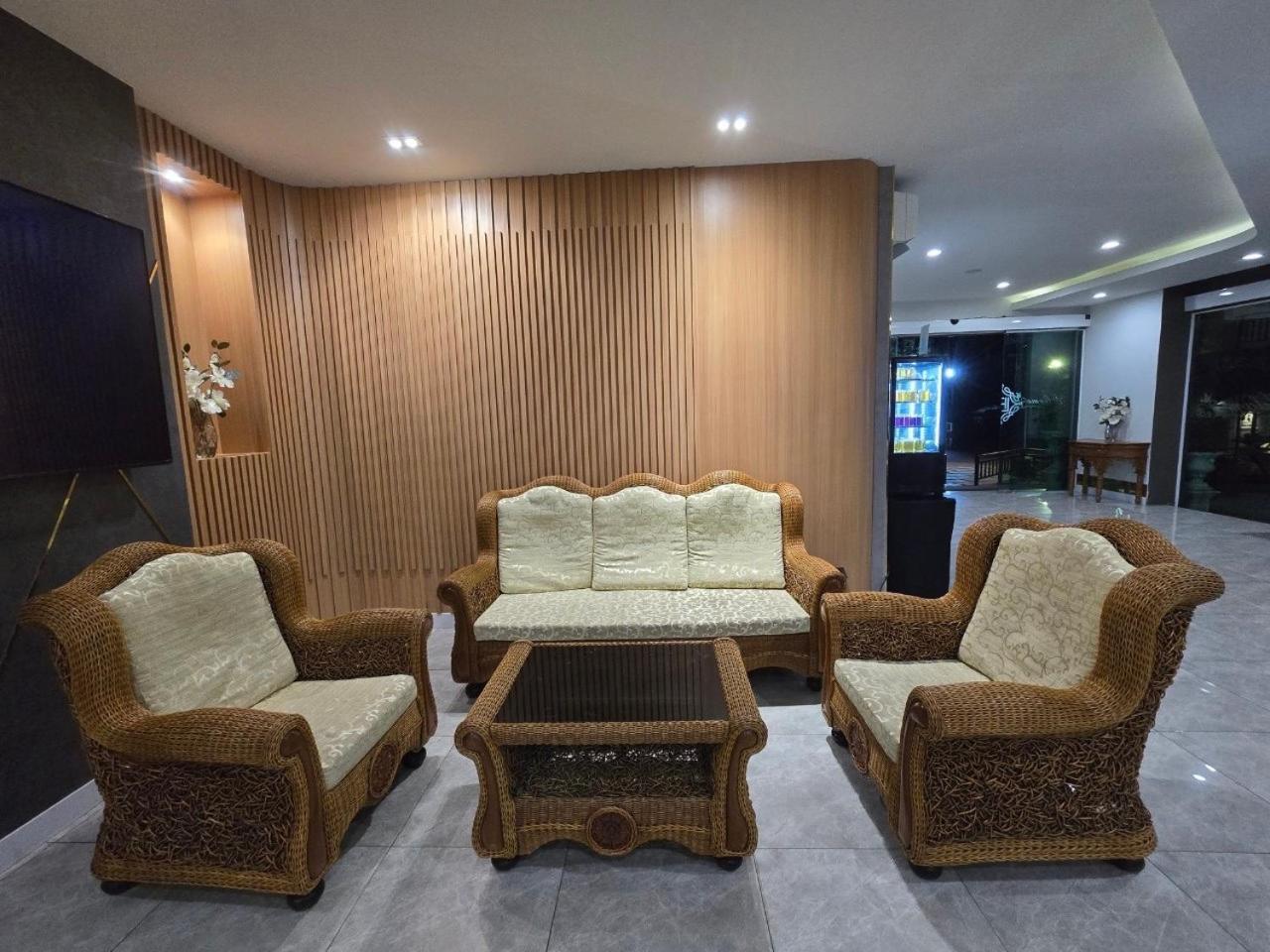 Lhc Hotel And Resort 芭達亞 外观 照片